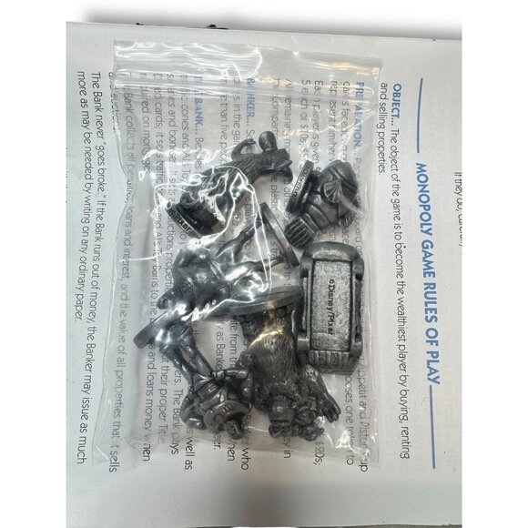 Monopoly Disney Pixar Edition Board Game Complete Parker Brothers - Picture 8 of 10